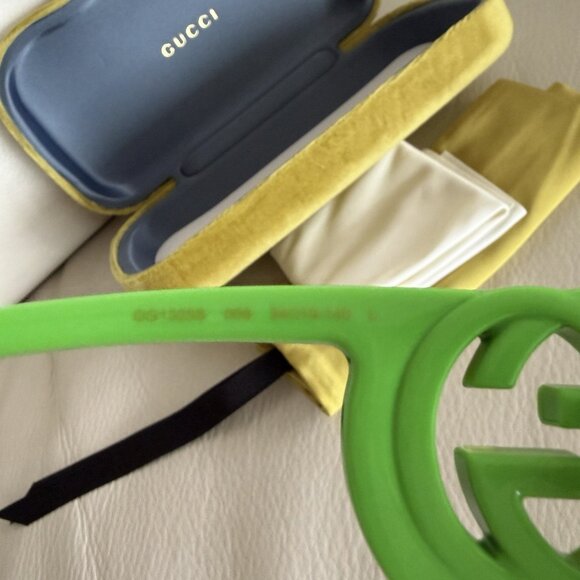 NEW GUCCI Couture 1325 Green GG Logo Narrow Fashion Square Sunglasses GG1325S